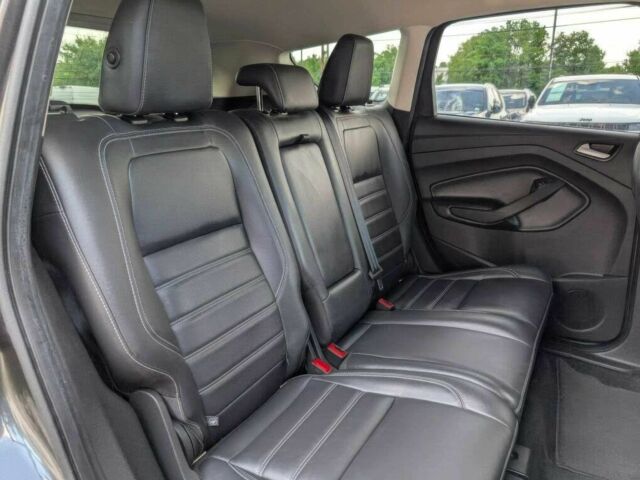 Сірий Форд Ескейп, об'ємом двигуна 1.5 л та пробігом 35 тис. км за 6000 $, фото 9 на Automoto.ua