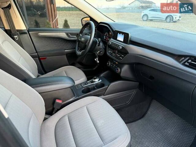 Серый Форд Эскейп, объемом двигателя 1.5 л и пробегом 128 тыс. км за 15999 $, фото 16 на Automoto.ua