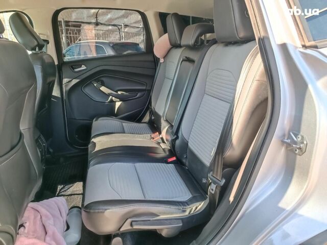 Сірий Форд Ескейп, об'ємом двигуна 1.5 л та пробігом 74 тис. км за 13990 $, фото 11 на Automoto.ua