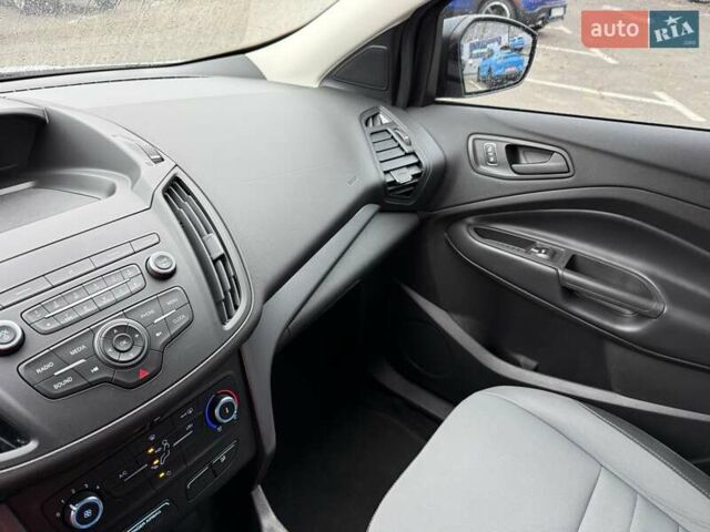 Сірий Форд Ескейп, об'ємом двигуна 2.5 л та пробігом 64 тис. км за 14500 $, фото 28 на Automoto.ua