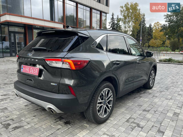 Серый Форд Эскейп, объемом двигателя 1.5 л и пробегом 144 тыс. км за 17500 $, фото 6 на Automoto.ua