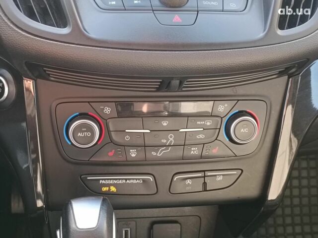 Сірий Форд Ескейп, об'ємом двигуна 1.5 л та пробігом 74 тис. км за 13990 $, фото 28 на Automoto.ua