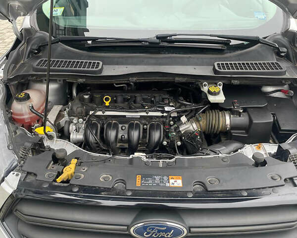 Серый Форд Эскейп, объемом двигателя 2.5 л и пробегом 81 тыс. км за 14600 $, фото 18 на Automoto.ua