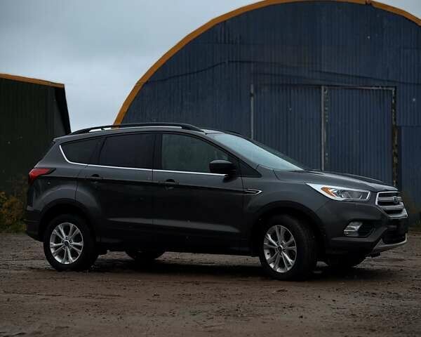 Серый Форд Эскейп, объемом двигателя 1.5 л и пробегом 30 тыс. км за 16500 $, фото 18 на Automoto.ua