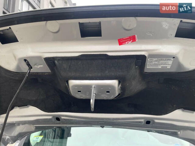 Серый Форд Эскейп, объемом двигателя 2.5 л и пробегом 81 тыс. км за 14600 $, фото 14 на Automoto.ua