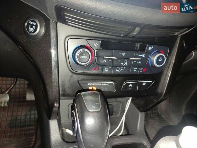 Сірий Форд Ескейп, об'ємом двигуна 1.5 л та пробігом 75 тис. км за 12850 $, фото 15 на Automoto.ua