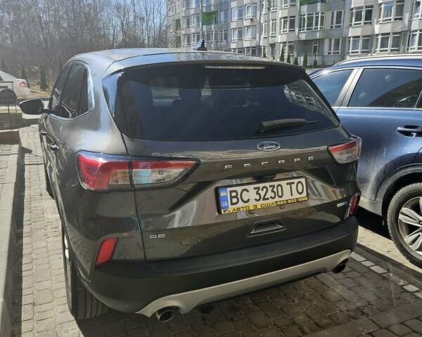 Серый Форд Эскейп, объемом двигателя 1.5 л и пробегом 105 тыс. км за 16000 $, фото 3 на Automoto.ua