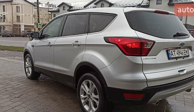 Серый Форд Эскейп, объемом двигателя 1.5 л и пробегом 29 тыс. км за 13800 $, фото 22 на Automoto.ua