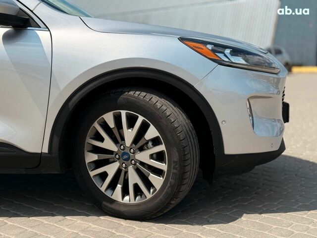 Серый Форд Эскейп, объемом двигателя 2.5 л и пробегом 97 тыс. км за 26890 $, фото 12 на Automoto.ua