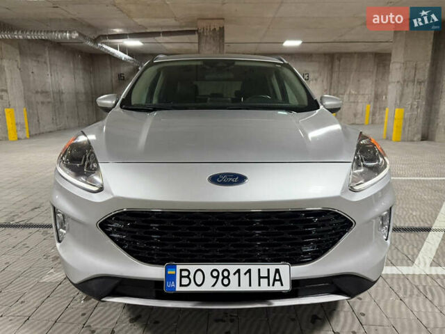 Серый Форд Эскейп, объемом двигателя 1.5 л и пробегом 244 тыс. км за 12100 $, фото 11 на Automoto.ua