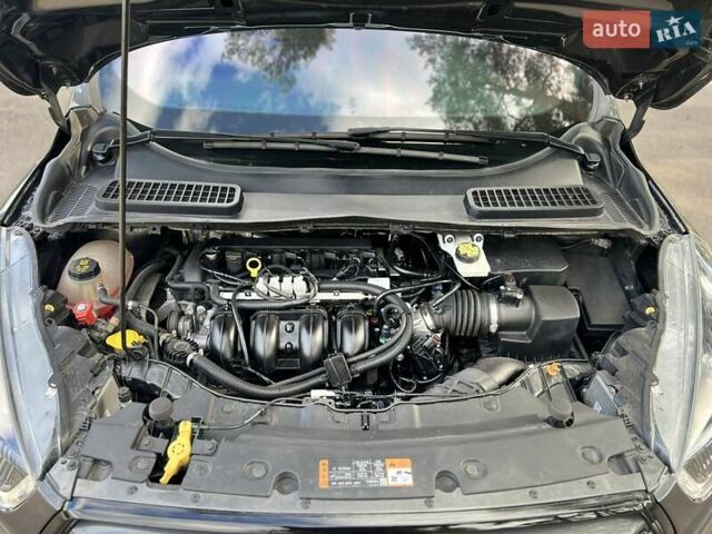 Серый Форд Эскейп, объемом двигателя 2.5 л и пробегом 54 тыс. км за 16800 $, фото 21 на Automoto.ua