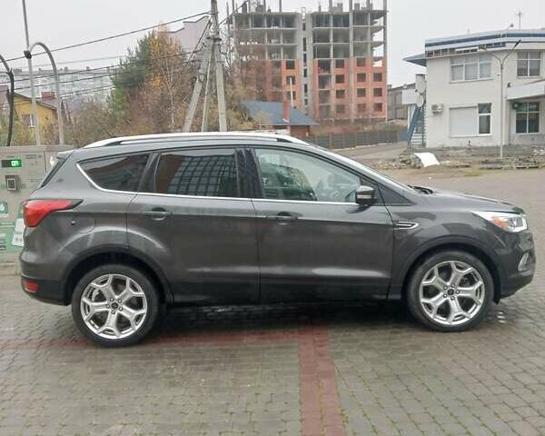 Сірий Форд Ескейп, об'ємом двигуна 2 л та пробігом 145 тис. км за 16200 $, фото 6 на Automoto.ua