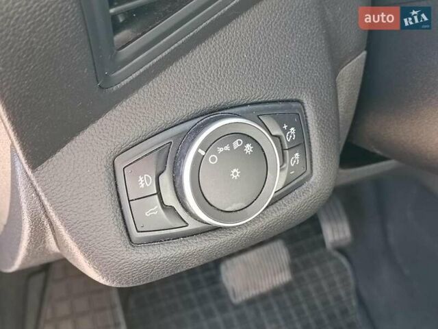 Серый Форд Эскейп, объемом двигателя 1.5 л и пробегом 74 тыс. км за 13990 $, фото 23 на Automoto.ua