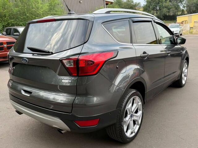 Сірий Форд Ескейп, об'ємом двигуна 2 л та пробігом 32 тис. км за 12400 $, фото 4 на Automoto.ua