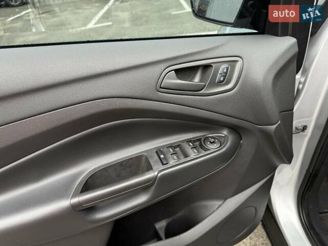 Сірий Форд Ескейп, об'ємом двигуна 2.5 л та пробігом 64 тис. км за 14500 $, фото 13 на Automoto.ua