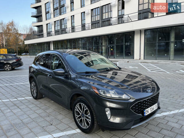 Сірий Форд Ескейп, об'ємом двигуна 2 л та пробігом 105 тис. км за 18950 $, фото 22 на Automoto.ua
