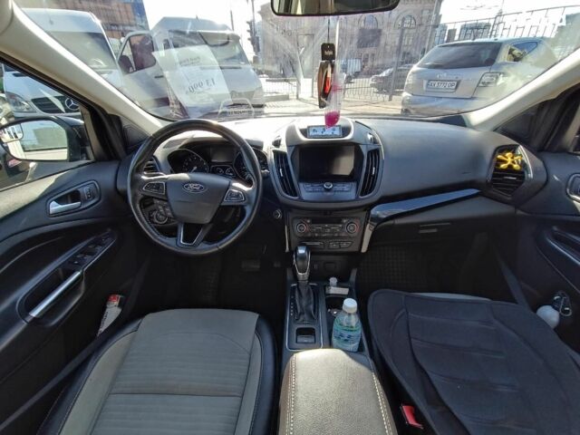 Сірий Форд Ескейп, об'ємом двигуна 1.5 л та пробігом 74 тис. км за 13990 $, фото 13 на Automoto.ua