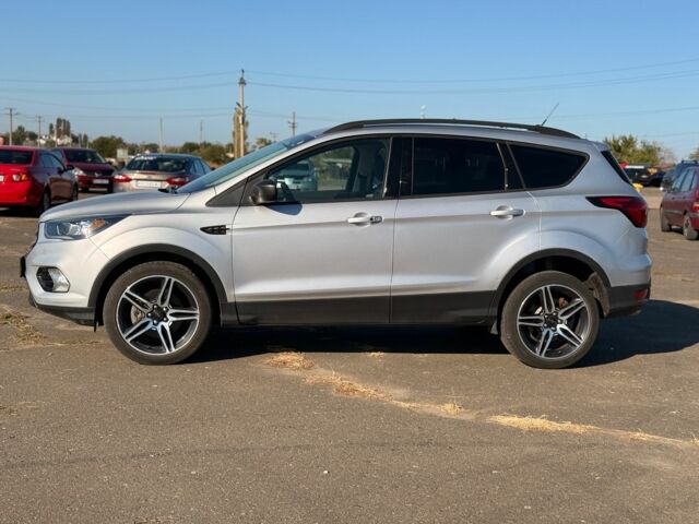 Серый Форд Эскейп, объемом двигателя 1.5 л и пробегом 107 тыс. км за 14800 $, фото 4 на Automoto.ua