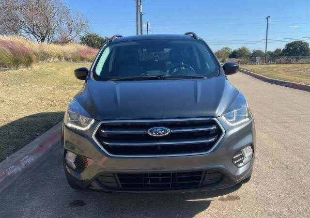 Сірий Форд Ескейп, об'ємом двигуна 1.5 л та пробігом 89 тис. км за 3500 $, фото 1 на Automoto.ua