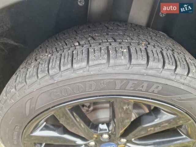 Сірий Форд Ескейп, об'ємом двигуна 1.5 л та пробігом 139 тис. км за 13300 $, фото 11 на Automoto.ua