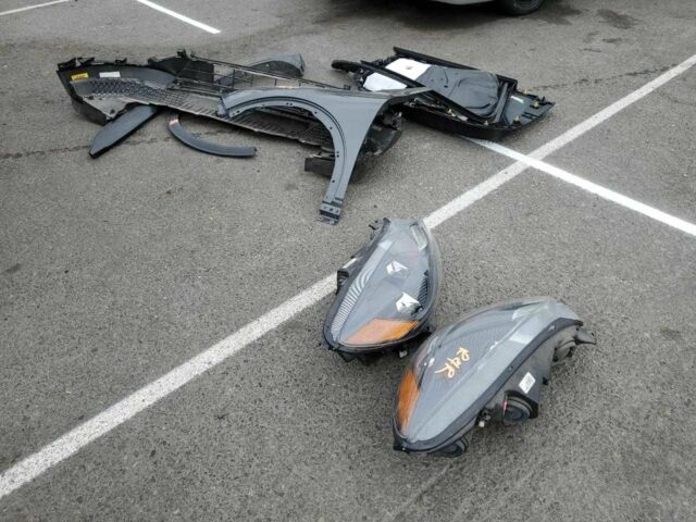 Серый Форд Эскейп, объемом двигателя 2 л и пробегом 44 тыс. км за 11000 $, фото 7 на Automoto.ua