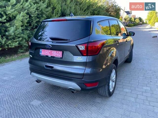 Серый Форд Эскейп, объемом двигателя 1.5 л и пробегом 206 тыс. км за 12600 $, фото 10 на Automoto.ua