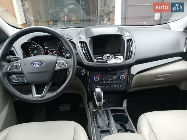 Сірий Форд Ескейп, об'ємом двигуна 2 л та пробігом 145 тис. км за 16200 $, фото 14 на Automoto.ua