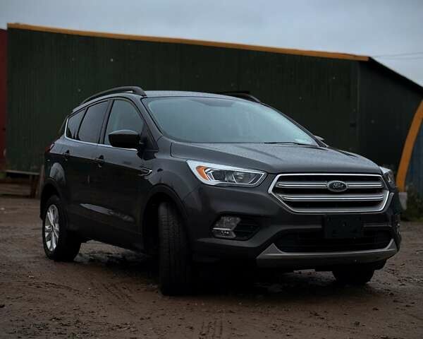 Серый Форд Эскейп, объемом двигателя 1.5 л и пробегом 30 тыс. км за 16500 $, фото 16 на Automoto.ua