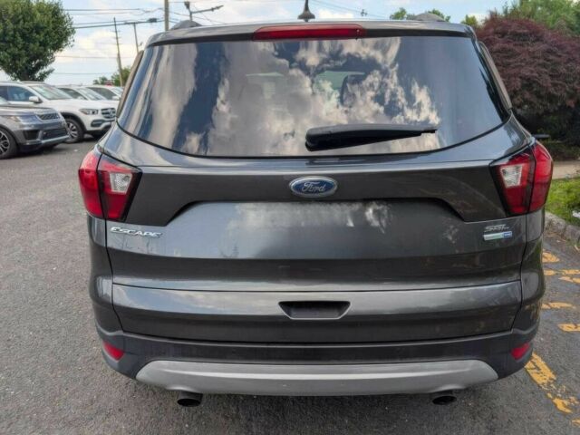 Сірий Форд Ескейп, об'ємом двигуна 1.5 л та пробігом 35 тис. км за 6000 $, фото 4 на Automoto.ua