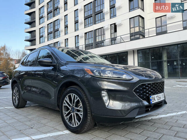 Сірий Форд Ескейп, об'ємом двигуна 2 л та пробігом 105 тис. км за 18950 $, фото 21 на Automoto.ua