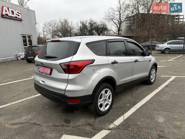 Сірий Форд Ескейп, об'ємом двигуна 2.5 л та пробігом 64 тис. км за 14500 $, фото 2 на Automoto.ua