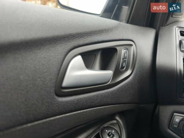 Серый Форд Эскейп, объемом двигателя 1.5 л и пробегом 138 тыс. км за 13500 $, фото 17 на Automoto.ua