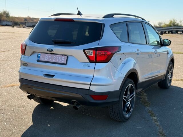 Серый Форд Эскейп, объемом двигателя 1.5 л и пробегом 107 тыс. км за 14800 $, фото 6 на Automoto.ua