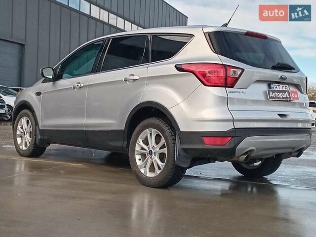 Форд Эскейп 2019 в Львове на Automoto.ua Серый Форд Эскейп, объемом двигателя 1.5 л и пробегом 57 тыс. км за 15390 $, фото 4 на Automoto.ua