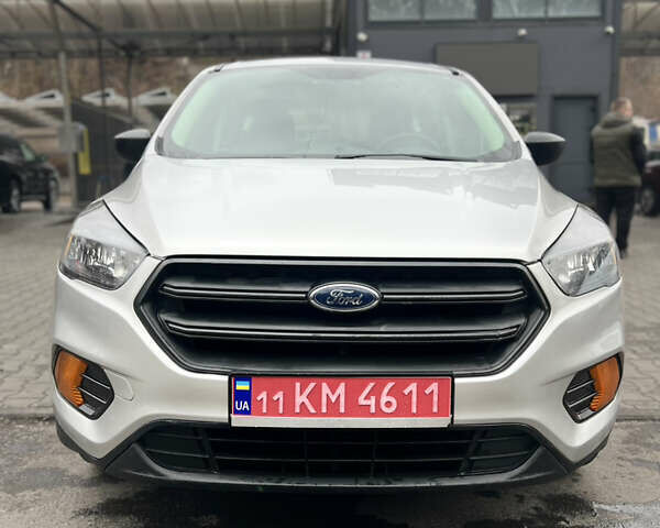 Серый Форд Эскейп, объемом двигателя 2.5 л и пробегом 158 тыс. км за 11900 $, фото 1 на Automoto.ua