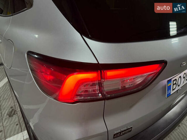 Серый Форд Эскейп, объемом двигателя 1.5 л и пробегом 244 тыс. км за 12500 $, фото 15 на Automoto.ua