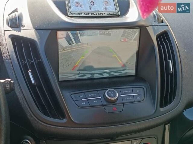 Серый Форд Эскейп, объемом двигателя 1.5 л и пробегом 74 тыс. км за 13990 $, фото 30 на Automoto.ua