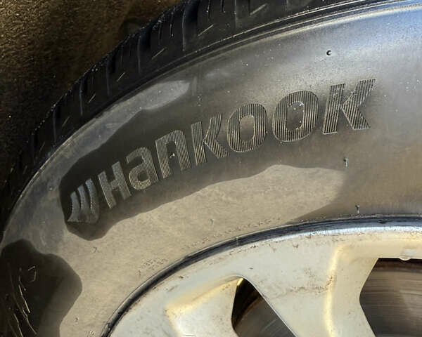 Сірий Форд Ескейп, об'ємом двигуна 1.5 л та пробігом 77 тис. км за 17300 $, фото 6 на Automoto.ua