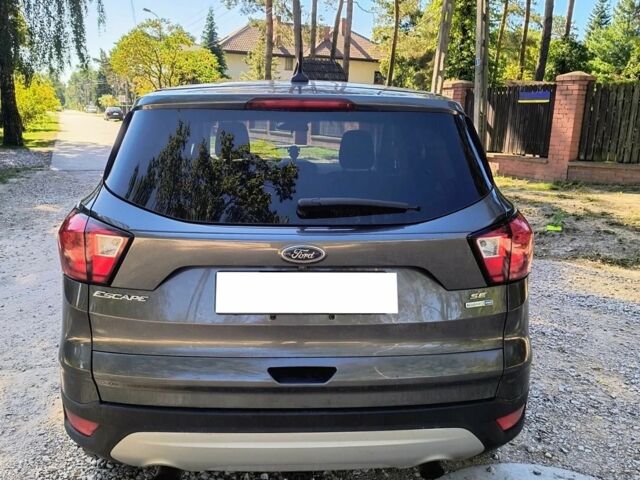 Форд Эскейп 2019 в Киеве на Automoto.ua Серый Форд Эскейп, объемом двигателя 1.5 л и пробегом 97 тыс. км за 8700 $, фото 8 на Automoto.ua