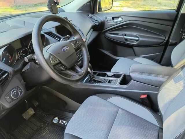 Серый Форд Эскейп, объемом двигателя 1.5 л и пробегом 96 тыс. км за 10000 $, фото 4 на Automoto.ua