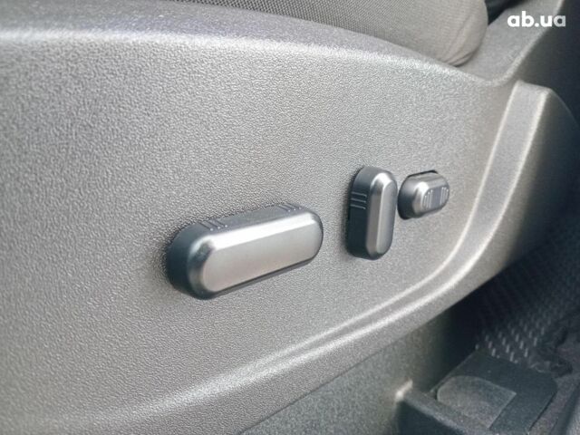 Форд Эскейп 2019 в Львове на Automoto.ua Серый Форд Эскейп, объемом двигателя 1.5 л и пробегом 57 тыс. км за 15390 $, фото 27 на Automoto.ua