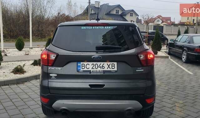 Серый Форд Эскейп, объемом двигателя 1.5 л и пробегом 168 тыс. км за 12300 $, фото 6 на Automoto.ua