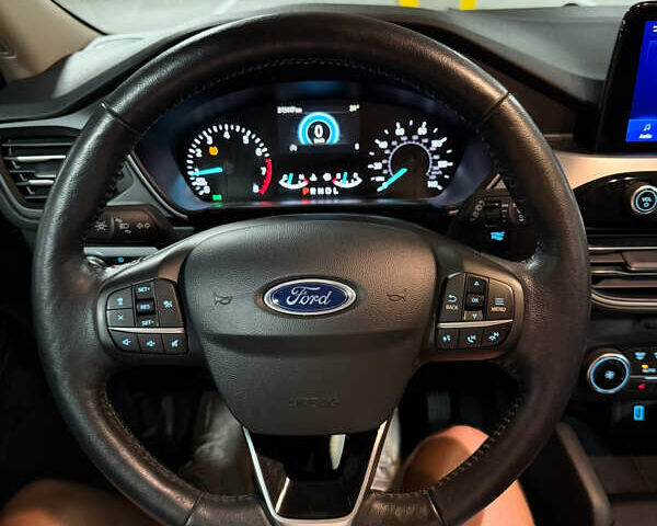 Серый Форд Эскейп, объемом двигателя 1.5 л и пробегом 244 тыс. км за 12500 $, фото 35 на Automoto.ua