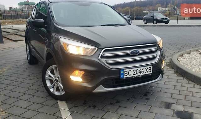 Серый Форд Эскейп, объемом двигателя 1.5 л и пробегом 168 тыс. км за 12300 $, фото 9 на Automoto.ua