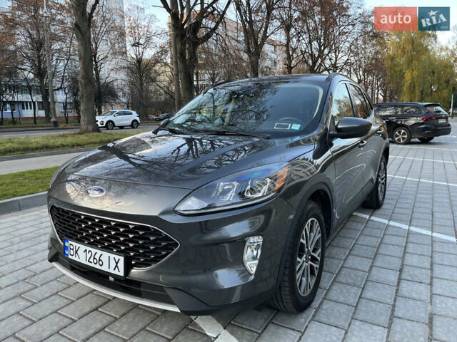 Сірий Форд Ескейп, об'ємом двигуна 2 л та пробігом 105 тис. км за 18950 $, фото 25 на Automoto.ua