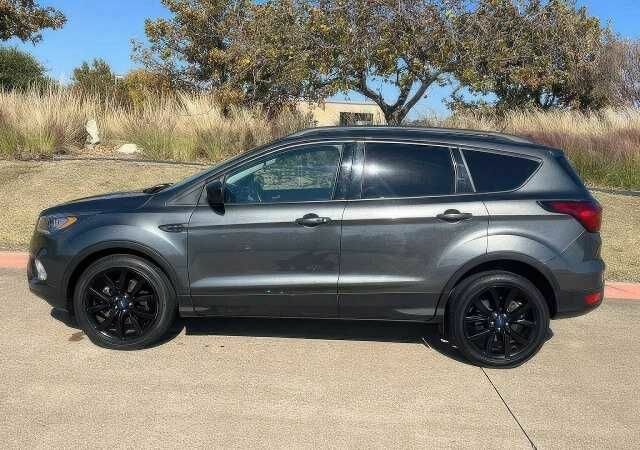 Сірий Форд Ескейп, об'ємом двигуна 1.5 л та пробігом 89 тис. км за 3500 $, фото 3 на Automoto.ua