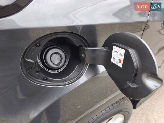 Серый Форд Эскейп, объемом двигателя 1.5 л и пробегом 138 тыс. км за 13500 $, фото 46 на Automoto.ua