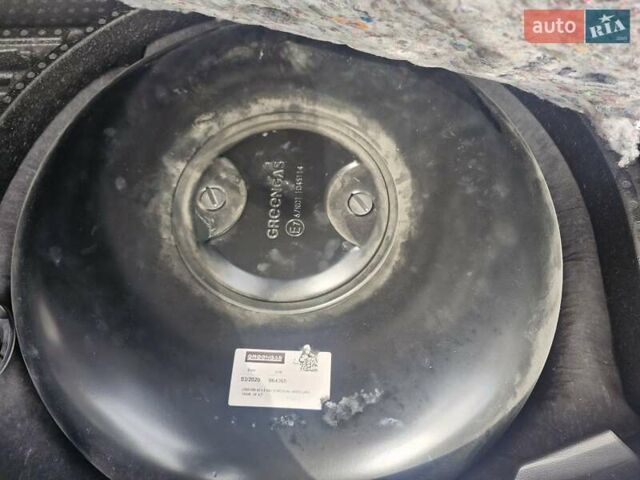 Сірий Форд Ескейп, об'ємом двигуна 2.5 л та пробігом 119 тис. км за 13800 $, фото 6 на Automoto.ua