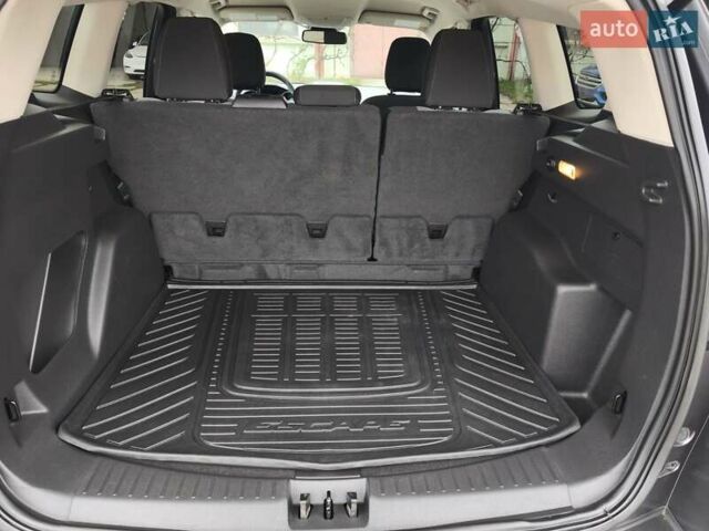 Серый Форд Эскейп, объемом двигателя 1.5 л и пробегом 138 тыс. км за 13500 $, фото 52 на Automoto.ua