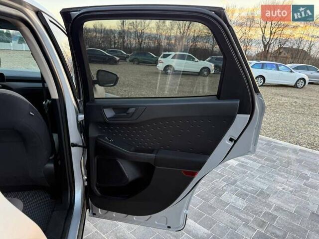 Серый Форд Эскейп, объемом двигателя 1.5 л и пробегом 128 тыс. км за 15999 $, фото 15 на Automoto.ua